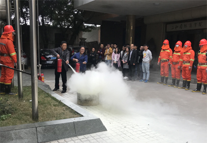 1517554936859748.jpg 演習(xí)9.jpg